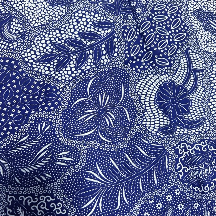 The Botanical Organic Batik - Blue